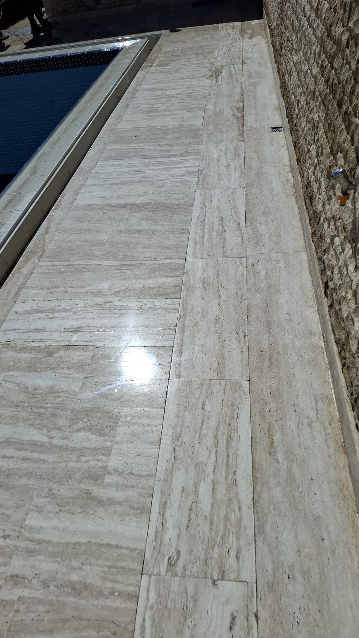İstanbul Traverten Silim ve Reçine Dolgu Uygulaması